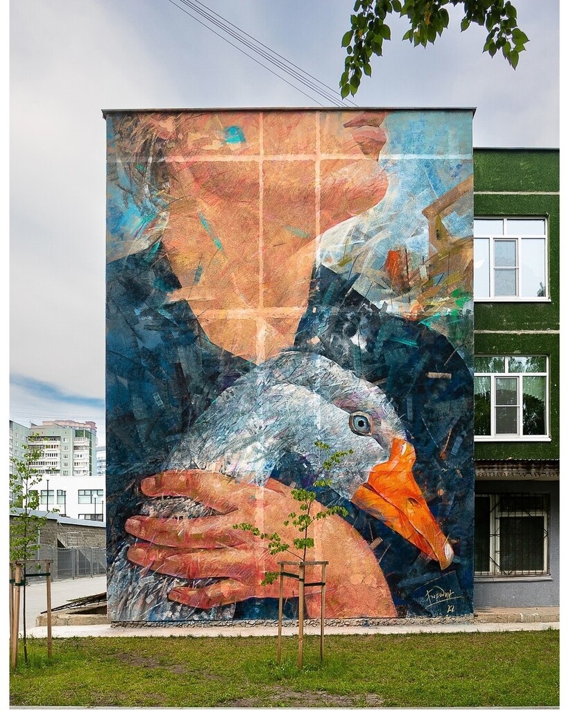 streetartUS's tweet photo. #Streetart by #KirillBorodin @kirillyouborodin in #Yekaterinburg, Russia, for #Stenograffia @stenograffia
Photo by @chabanov.photo
More info at: https://t.co/auI5rHH3BB
Via @cultureforfreedom
#streetartyekaterinburg #streetartrussia #russiastreetart #a… https://t.co/EDj5LHzwmc https://t.co/g7x7NFPHDH