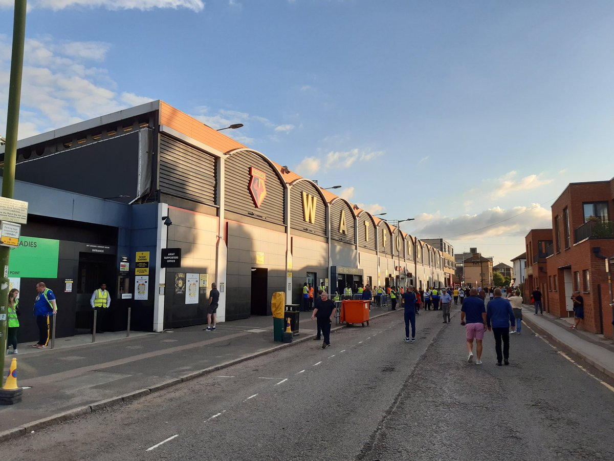 M_WFC's tweet photo. #WatfordFC #WFC100 #VicarageRoad 100 years at the Vic https://t.co/PzJjALzTJT