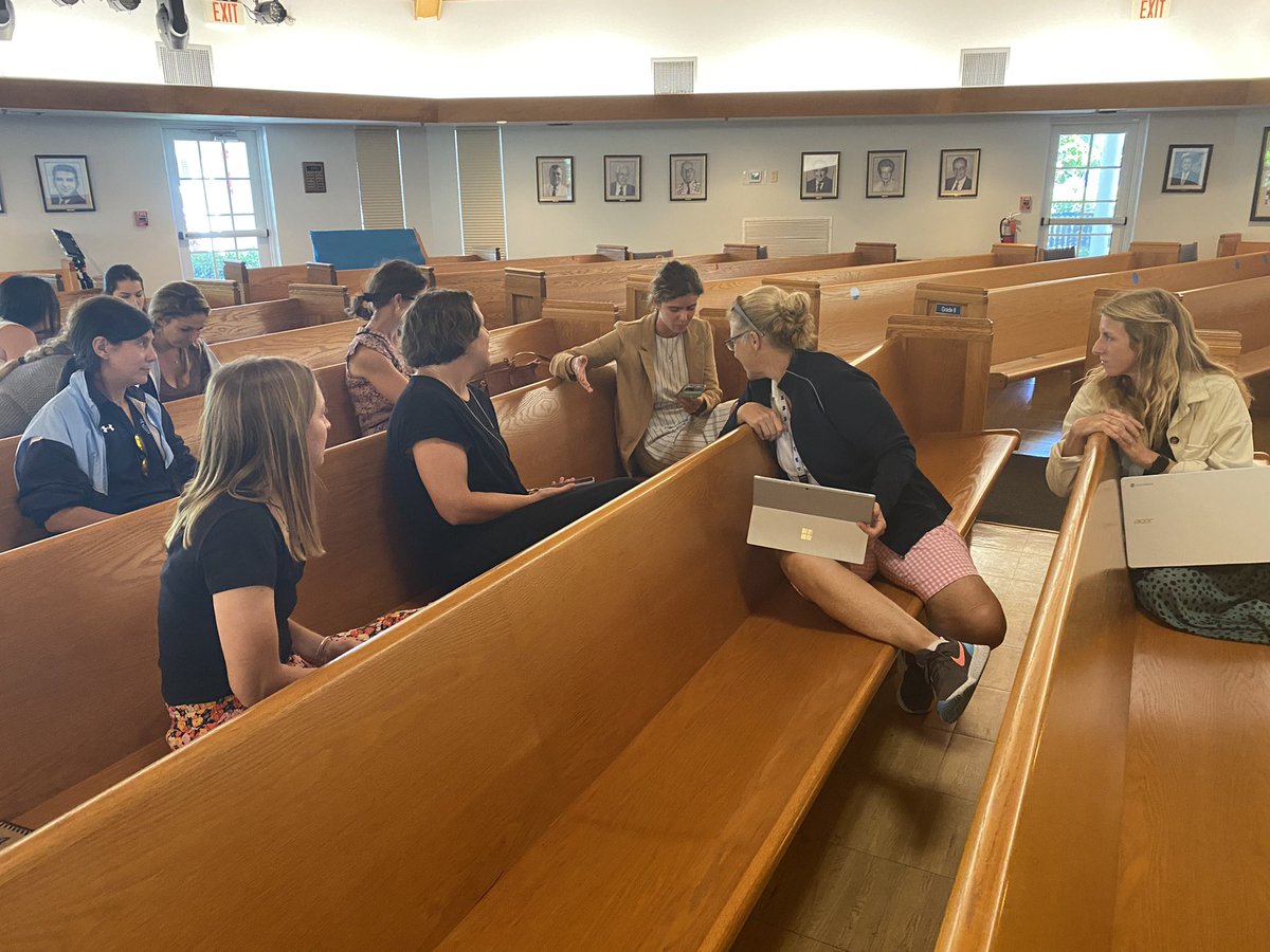 GSSstingrays's tweet photo. Our faculty for grades 4-8 enjoyed learning more about @TheSocialInst and taking part in interactive lessons with @soLaur during day two of faculty meetings. 

#gulfstreamschool #winatsocial #socialemotionalearning #backtoschool https://t.co/7y4cLNJJYf