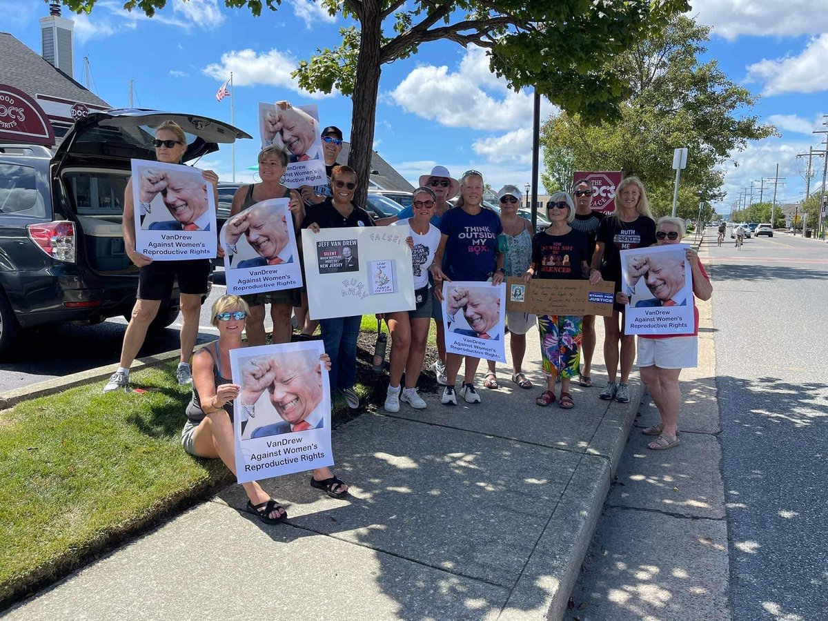 njcd2's tweet photo. #NJCD02 VanDrew voted AGAINST the #RightToContraceptionAct &amp; agreed with #SCOTUS overturning Roe v Wade.

Tomorrow, Wed. Aug 31 he will be attending a fundraiser with Kellyanne Conway at the Smithville Inn, 1N New York Rd. at 6 PM.

We'll be there to greet them.
#DemCastNJ https://t.co/8mJVZGw6zo