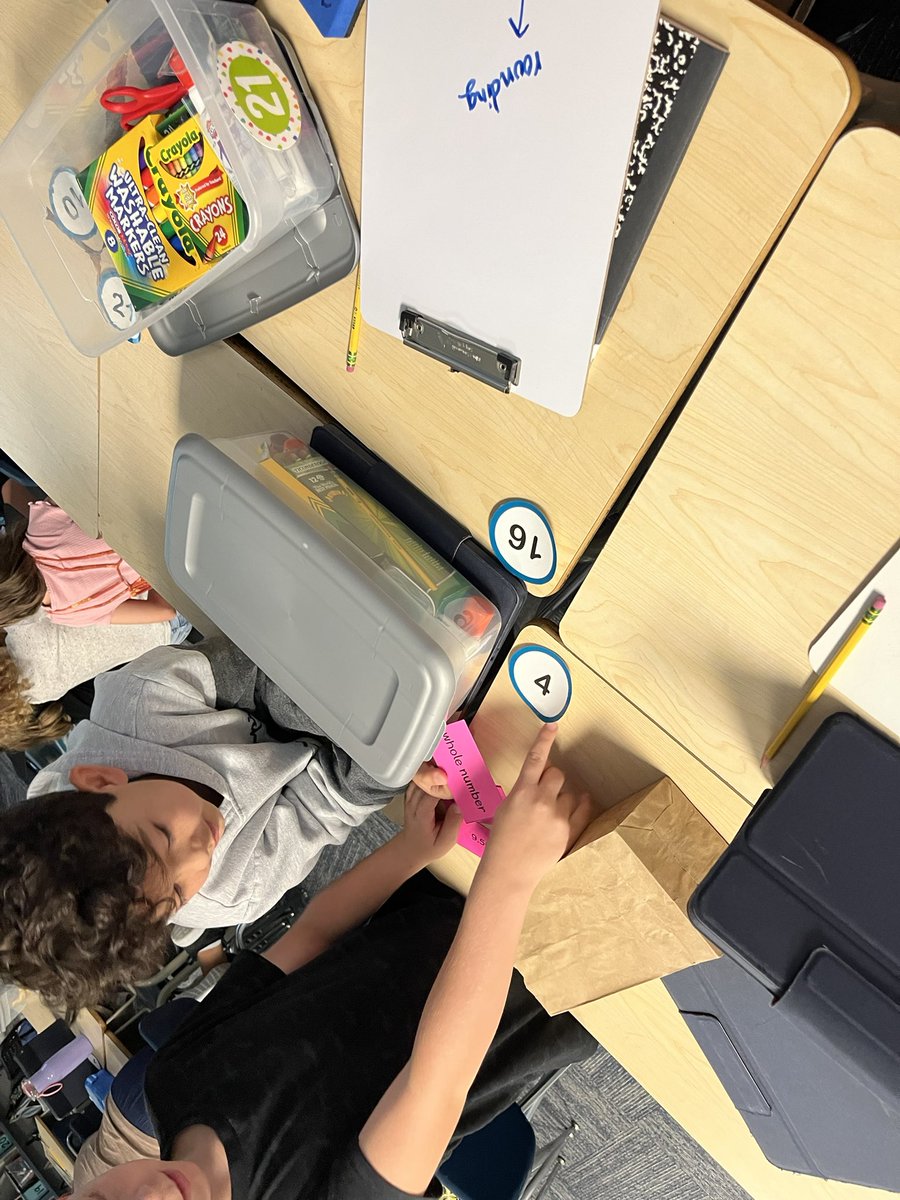 LSE_Elliott's tweet image. Introduced rounding decimals using the @lead4ward Mystery Bag strategy. Loved listening to these masterminds make show what they already know and connections between visual models, numbers and words and how they all relate! @LoneStarElem @KISDMathSquad #MathKISDMonthlyChallenge