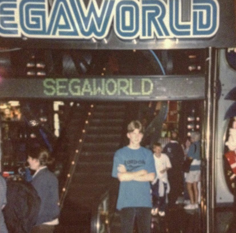 <a href="/SegaWorldLondon/">Sega World London Memoriam</a> @SEGAwhisperer <a href="/DaEgg123/">Jonathan</a> This is me at Sega World London summer ’96 or ’97