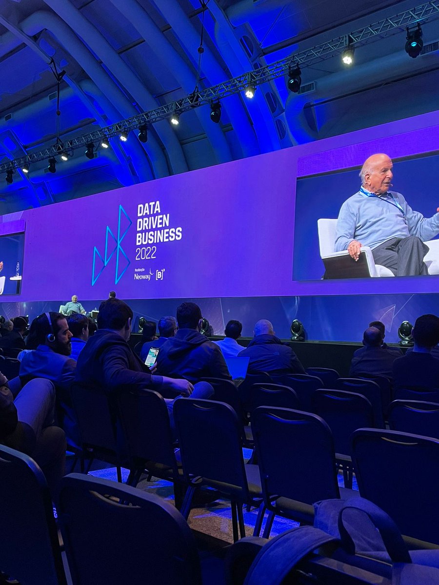 RedDoor_Ag's tweet photo. O Data Driven Business 2022, maior fórum de dados para negócios do país, assinado pela Neoway e da B3 está rolando ao vivo agora!
Tudo com criação, estratégia, curadoria e produção da Red Door.
Confira líderes como o vencedor do Prêmio Nobel Daniel Kahneman e Anindya Ghose. https://t.co/XUdBJ8r3p0