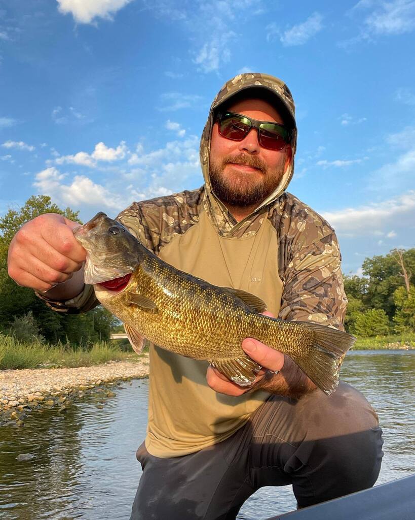 fwofishing's tweet photo. Summer Smallies 
•
•
•
#fogwater #flyfishing #ozarks #smallmouthbass #topwater #warmwaterflyfishing https://t.co/P19XcwbM0z