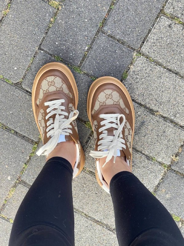Amanda80100's tweet photo. a cute pair of shoes https://t.co/A6zRsQ4HAy
