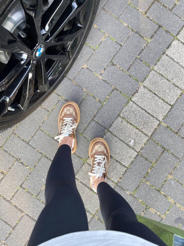 Amanda80100's tweet photo. a cute pair of shoes https://t.co/A6zRsQ4HAy