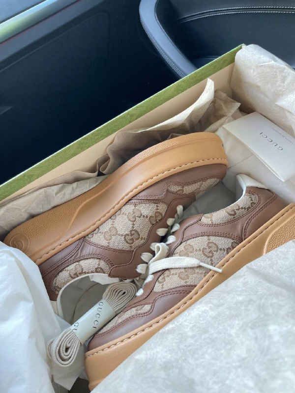 Amanda80100's tweet photo. a cute pair of shoes https://t.co/A6zRsQ4HAy