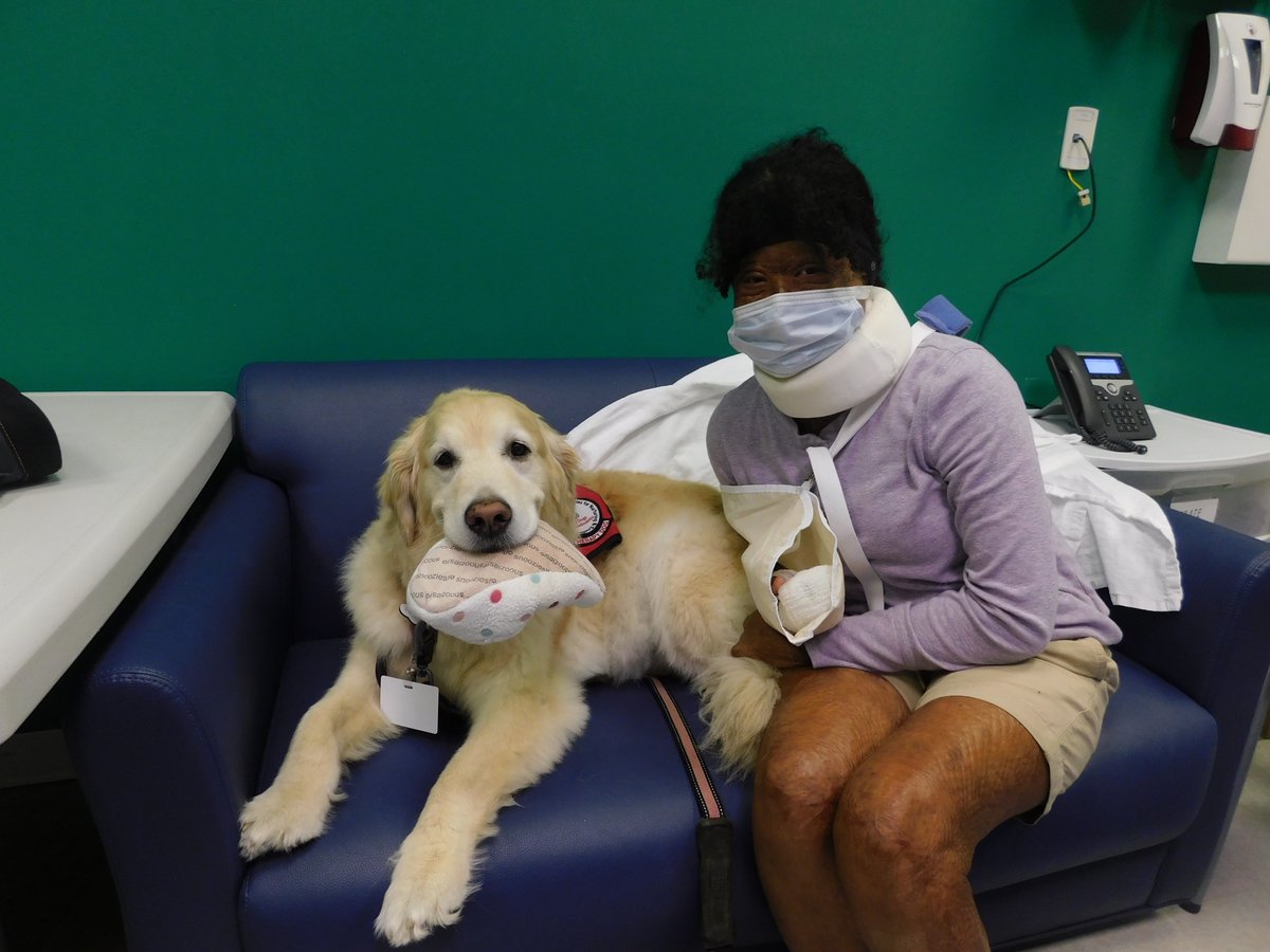 We were thrilled to welcome back one of our therapy dogs, Juno, to the hospital for the first time since February of 2020! Our patient Katerin especially loved spending time with her new furry friend. #PetTherapy