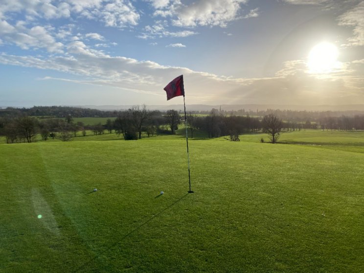 PunchlineGlos's tweet photo. #Golf day raises cash for special school: https://t.co/Q83c9t8PeP 
 
@StRosesStroud @TheMilestoneSch @SpringCentreGL #Gloucester #Stroud https://t.co/LgUox5XTwe
