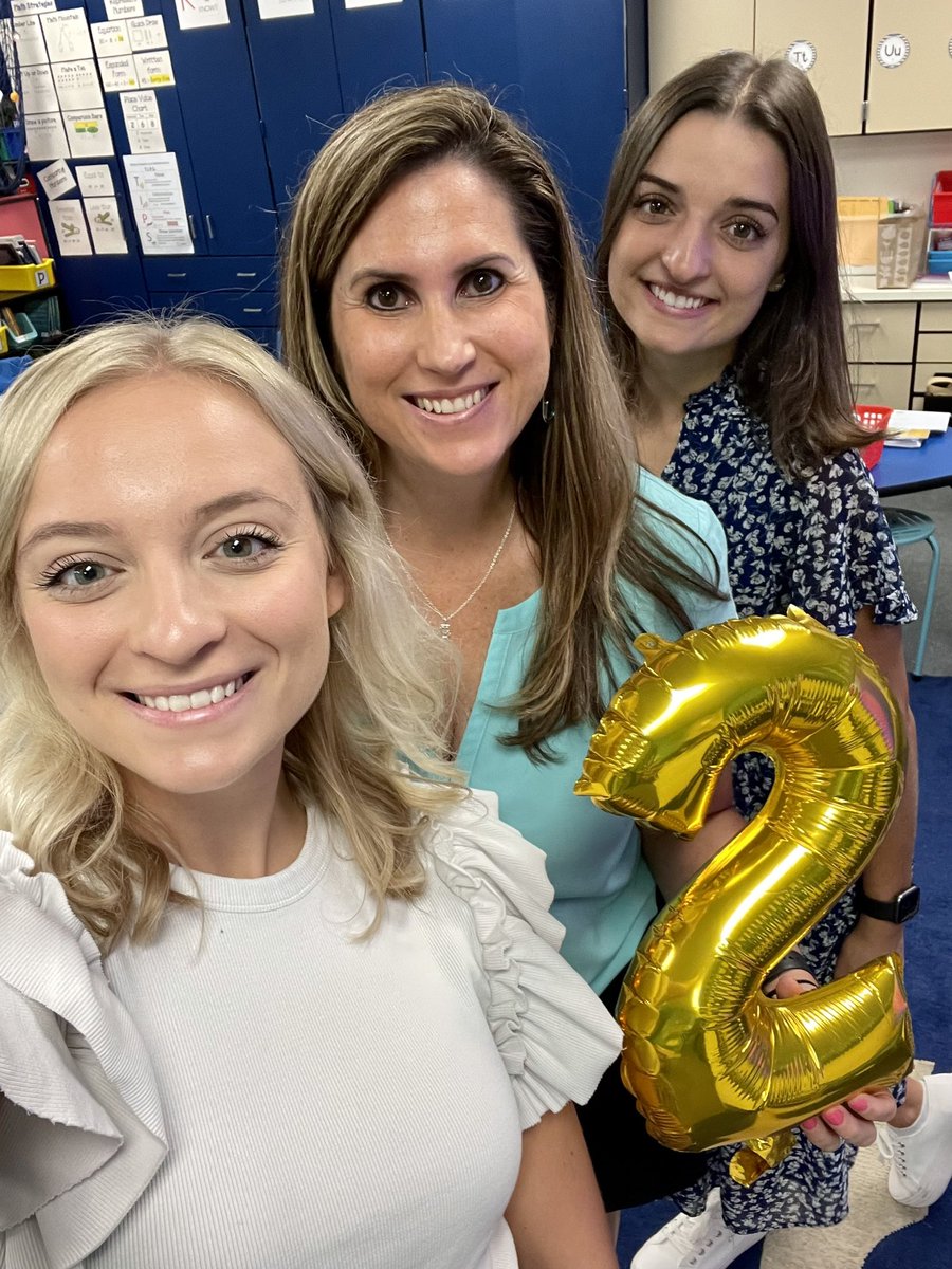 MrsSilverman2's tweet photo. Second Grade team at @OneWattles is ready for a great year! Happy First Day of School 😊 https://t.co/b4LLkfrSzm