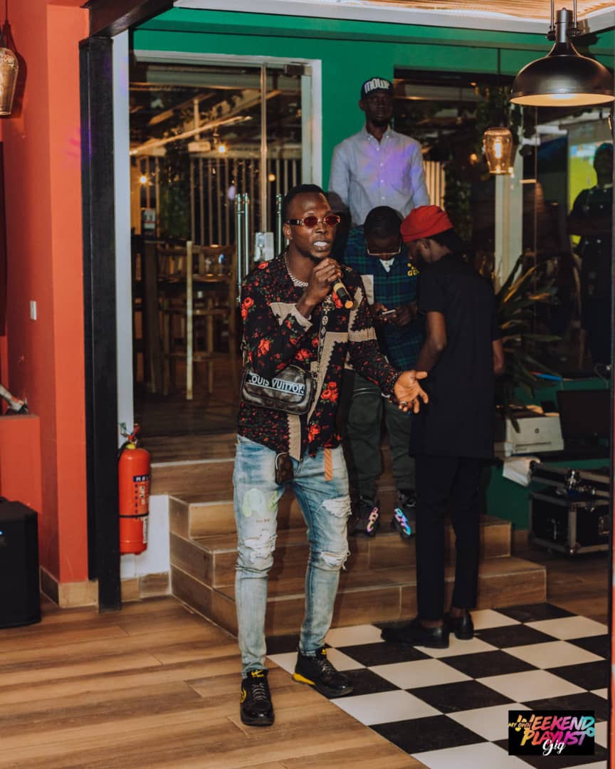DonFolarn10's tweet photo. Special thanks to the organizers of @MOWP_GIG for the privilege to perform at Oshey bar....
God bless my talent 🙏🏾
#HugoFest up next Lasu connect
Will be live on stage alongside with Seyi vibez 🔥💥
#WeOutside #obo #ybnl #omofolarinbaybie https://t.co/ms4McjpHd4