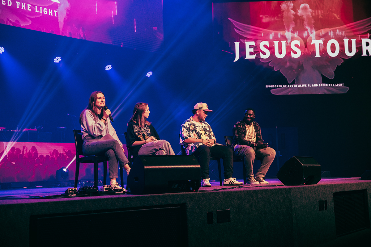 genoutcry's tweet photo. YA Team at Jesus Tour - https://t.co/GgAQJVIv3b https://t.co/8GbffjvfX7