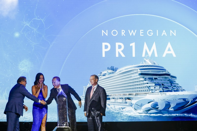 shipspassion's tweet photo. #NorwegianCruiseLine christened its newest ship Norwegian Prima, which made history as the first major cruise ship christened in Reykjavík, Iceland. https://t.co/0bKYZfQWdl