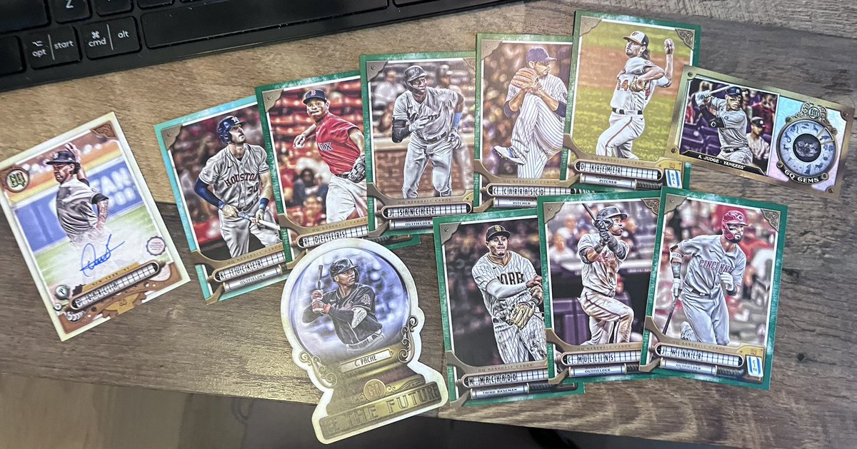 hapaugh's tweet photo. Birthday blaster card rip was fun. 
#ripretail #birthdayspecial https://t.co/DXonSCXFDQ