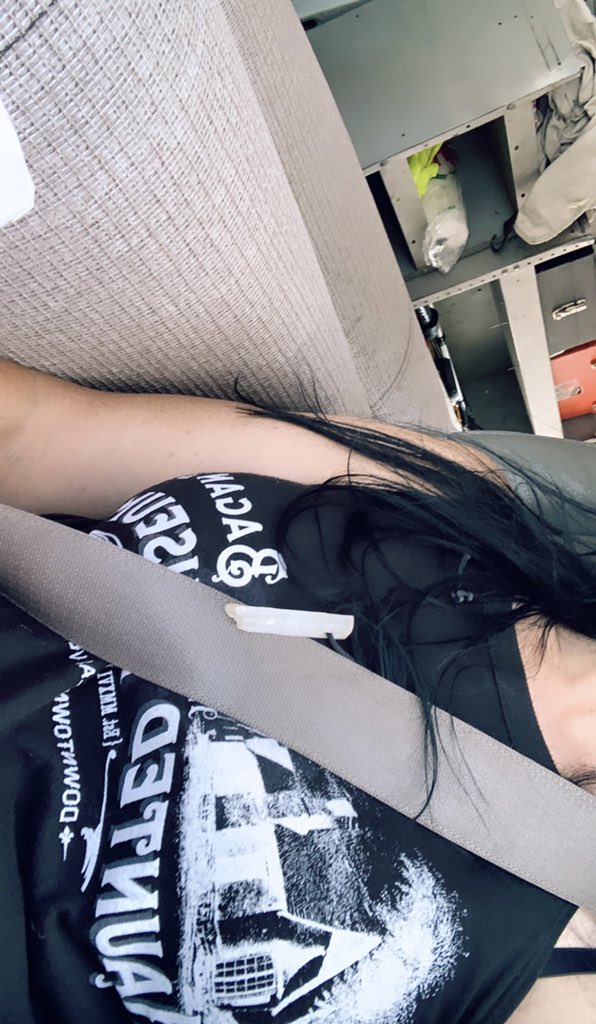 KmbJahzMERhof77's tweet photo. #Tuesday. I wear my @Zak_Bagans @hauntedmuseum tank to work. 👁 #represent #zakbaganshauntedmuseum 👻🌀🤍♾🖤 plus~ #selenite #higherrealm #soulstar #etheric #peace https://t.co/gf7r5T2TYC