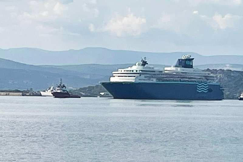 shipspassion's tweet photo. It’s official: the former Horizon is being scrapped in Aliaga, Turkey. After two years languishing in Greece, the 1990-vessel departed the Elefsis Bay bound for the scrap yard last week. The ship will now be dismantled at the Turkish recycling facility. https://t.co/yBBPWezbSM