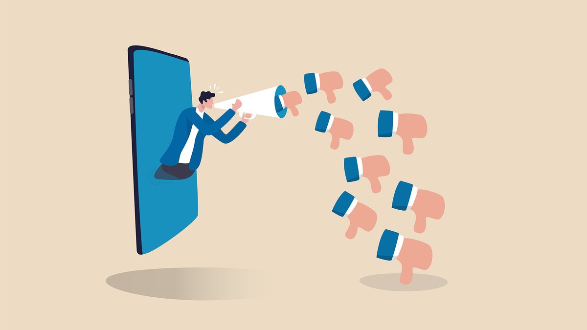 How do companies best respond to angry #customers on #socialmedia? De-escalate the situation by actively listening and responding with #empathy. Learn more: bit.ly/3RoC7jX

Full JM article: bit.ly/3TtfTiz

#MarketingAcad #customerservice <a href="/LaurenGrewal/">Lauren Grewal</a> <a href="/pancho273/">Diego Porcayo</a>