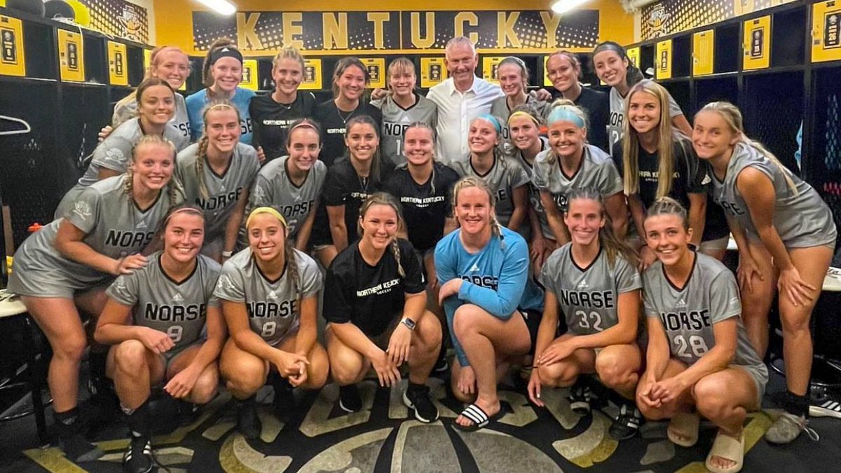 NKUNorseWSOC's tweet photo. A very special 𝗧𝗛𝗔𝗡𝗞 𝗬𝗢𝗨 to Mr. Richard Scudamore and the entire Scudamore family for their incredibly generous contribution to our program 🖤💛

@NKUNorse | #NorseUp https://t.co/ECvsko5QPJ