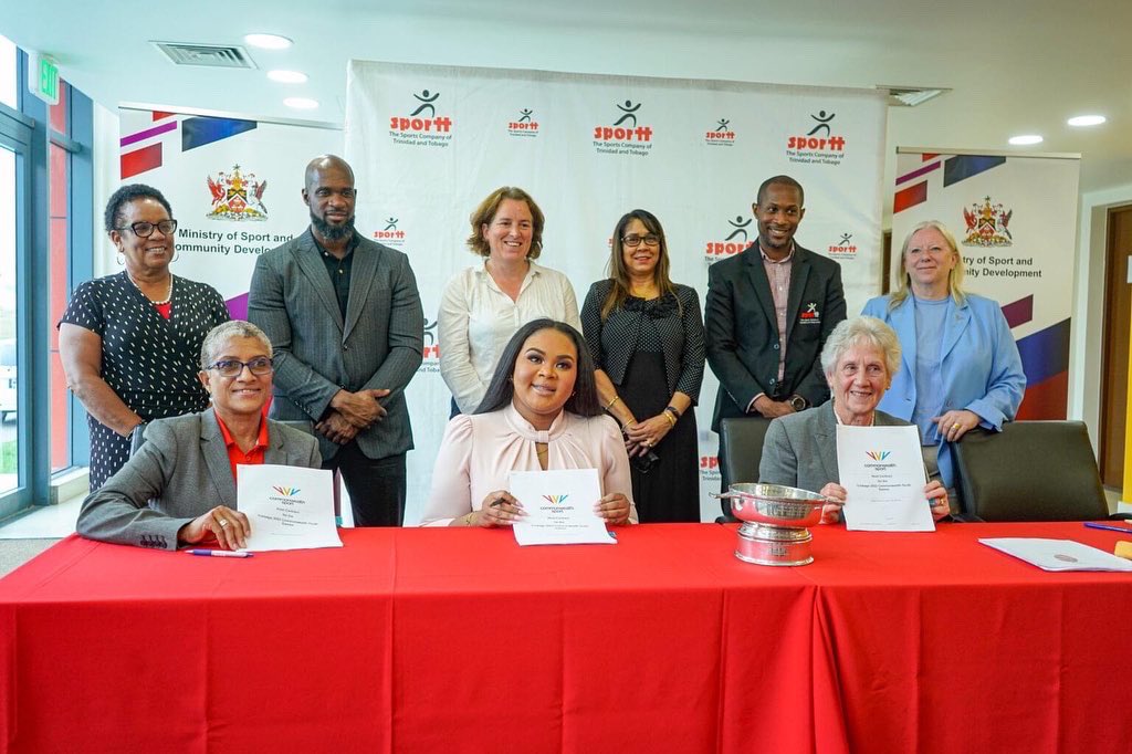 ShamfaCudjoeTT's tweet photo. It’s Official!!
Now that the contracts have been signed, preparations for the 2023 Commonwealth Youth Games can begin.
Last Friday, I officially signed the hosting agreement for T&T to host the 7th edition of the games.
#Shamfacudjoe #tobagowestmp #MSCD #commonwealthgames2023 https://t.co/JlFArKab7C