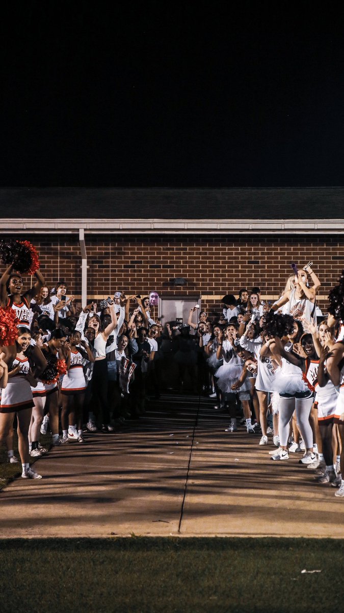 Here are some pictures I took for Mountain View’s Varsity Football team.