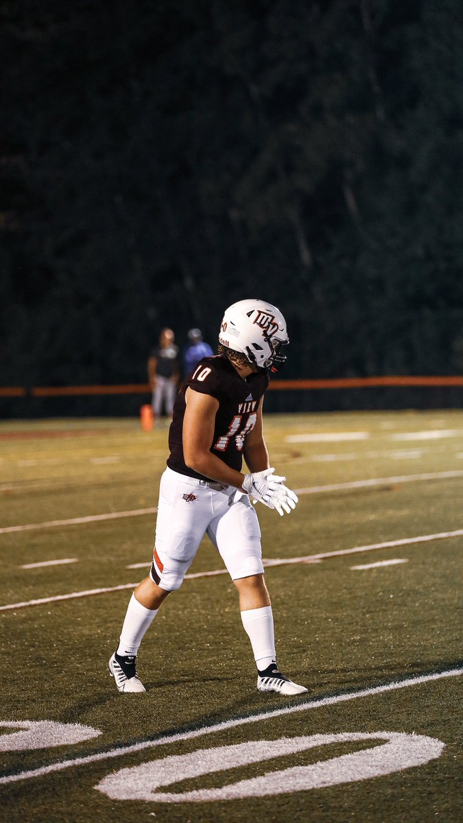 Kofisvision's tweet photo. Here are some pictures I took for Mountain View’s Varsity Football team. https://t.co/wAepp08x59