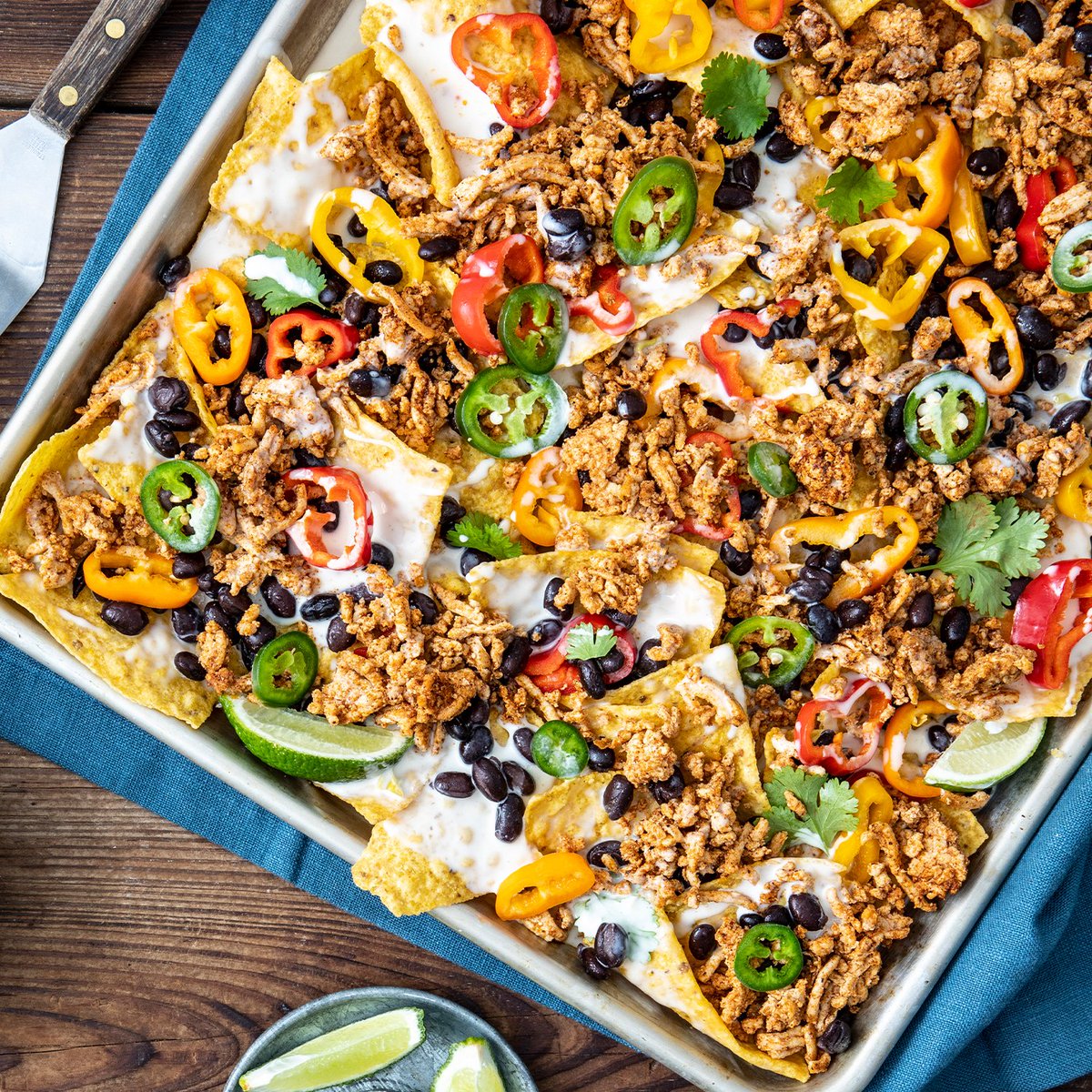 These Farm to Family Ground Turkey nachos are guaranteed to fire up any football fan. 🏈 bit.ly/3pWSzME