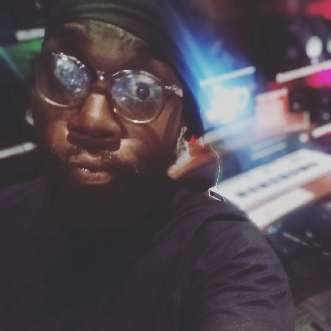 8ATEIT's tweet image. #Beuniquetoday trust ya process