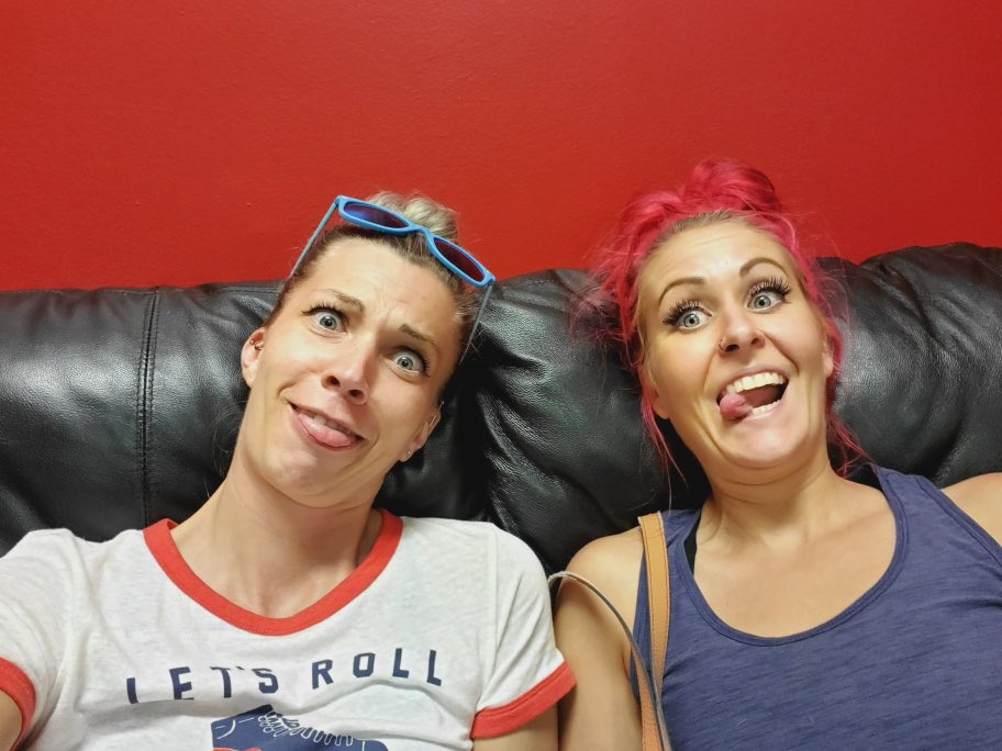 PintSizedFun1's tweet image. Happy Korean birthday to my bestest friend @TheBreeSea no matter how far apart we are, no matter how long, no matter how many obstacles we face as friends, we will always be the bestest friends/sisters/ fristers! Even after life… we shall be best friends ghosts! Love you bee!!!