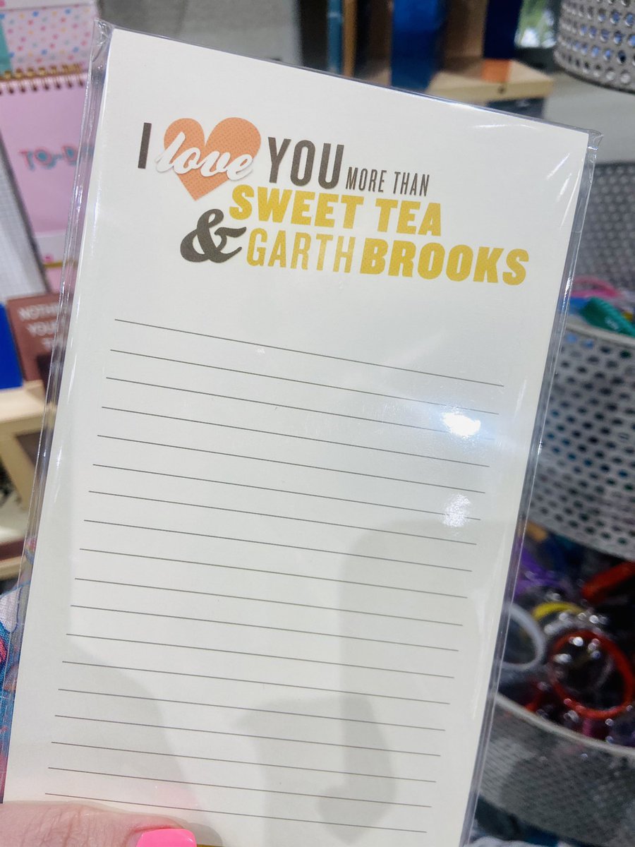 mrswkinder's tweet photo. Found this in the gift shop waiting for my dad to come out of cancer removal surgery and it made my day! Can’t wait until #garthatthunderridge! From Little Rock, to Nashville, Fayetteville and now Branson still trying my best to get stubbed!🤣Any pointers?#AskGarth #StudioG https://t.co/4hct6dYEsE