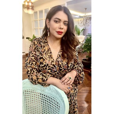 Rohini Singh on Twitter: "#NewProfilePic"