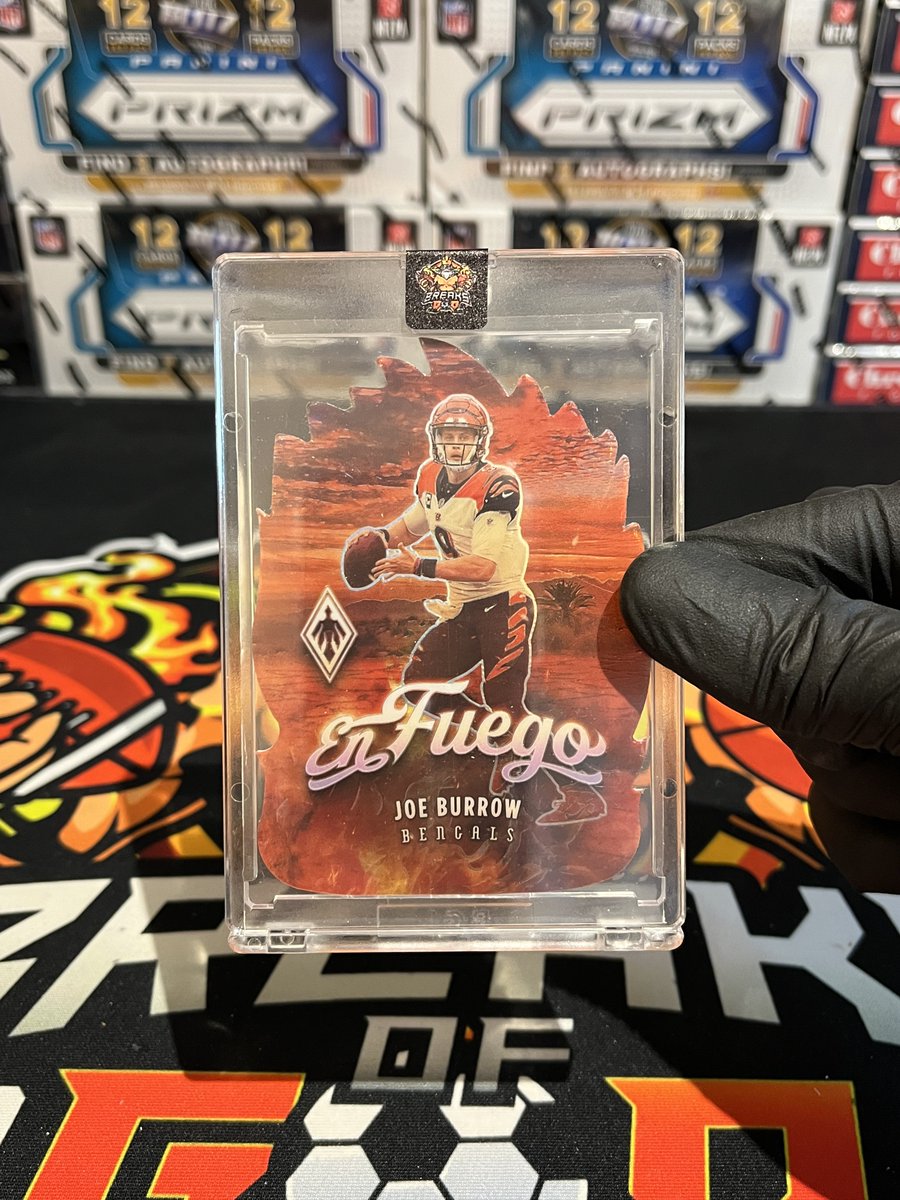 BreaksofGod's tweet photo. Recent Phoenix breaks have been EN FUEGO!! 🔥🔥 This break had a SWEET @ZachWilson (7/20) Rookie Auto and a SPICY @JoeyB En Fuego case hit!! 🏈🤩

Will Cincy make another deep run this season? 🤔

ONLY FIRE with BoG!🔥🔥

👉https://t.co/EKNHzbpt6m

#PulledByBoG #TheHobby https://t.co/hHo2e5g878