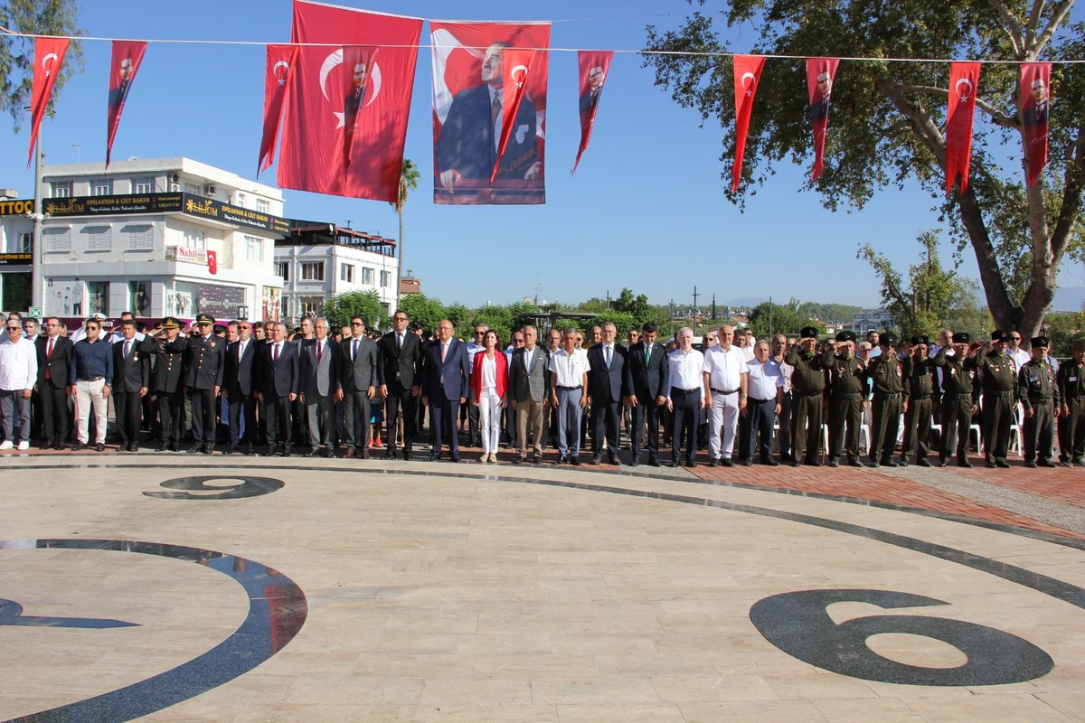 İlçemizde #30AğustosZaferBayramı’nın 100’üncü Yılı Kutlama Programı; Protokol ve Vatandaşlarımızın katılımıyla gerçekleştirildi.
Şanlı zaferimizin 100'üncü yılında başta Ulu Önder Gazi Mustafa Kemal Atatürk’ü, tüm şehit ve gazilerimizi rahmet ve minnetle anıyoruz.
 
#Manavgat