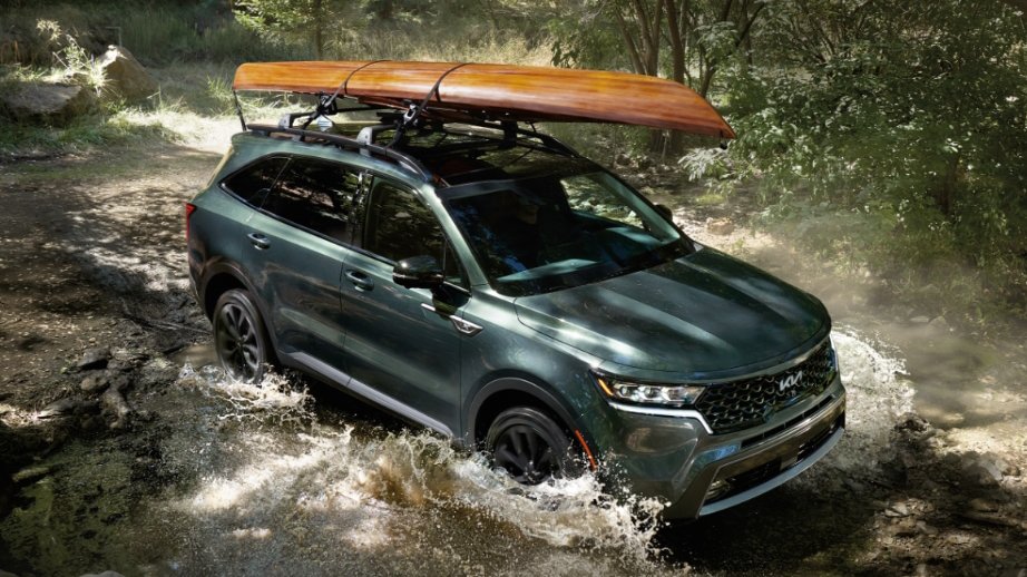 Kia's tweet image. Experience the best of both worlds. #KiaSorento with 281 HP and up to 25 MPG Combined.

bit.ly/3QoLOxZ