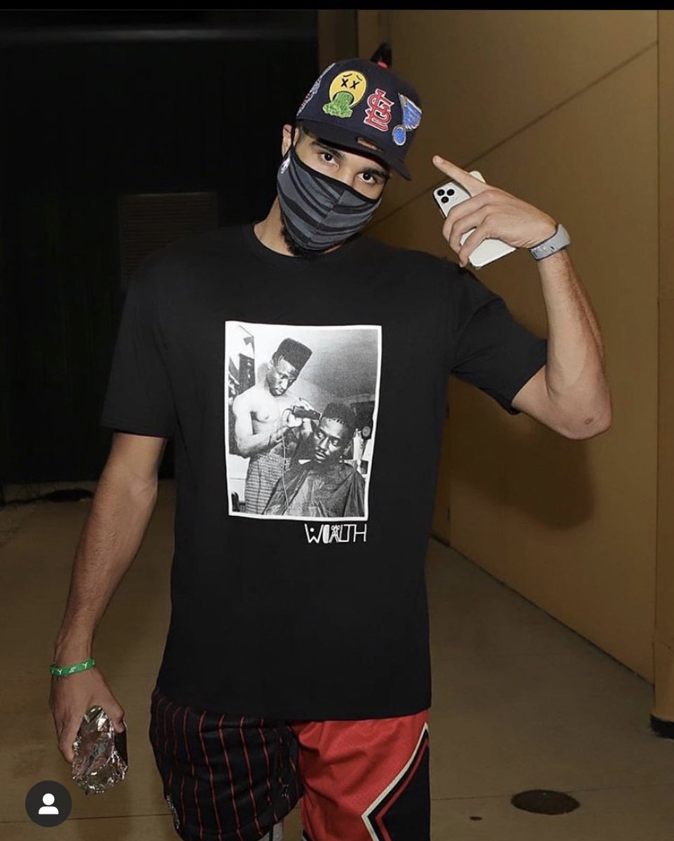 DxmnYellow's tweet photo. 💫 🧢…. https://t.co/dgl0SSavTy