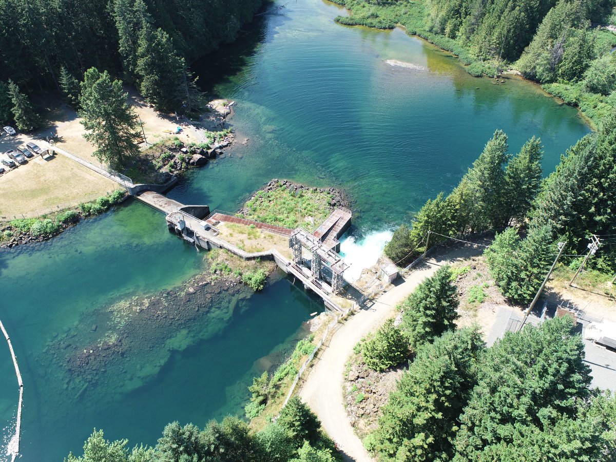 SWatson_BCH's tweet photo. Comox Dam. Picnic site. Puntledge River in the #ComoxValley. https://t.co/BLrT2RzOaL