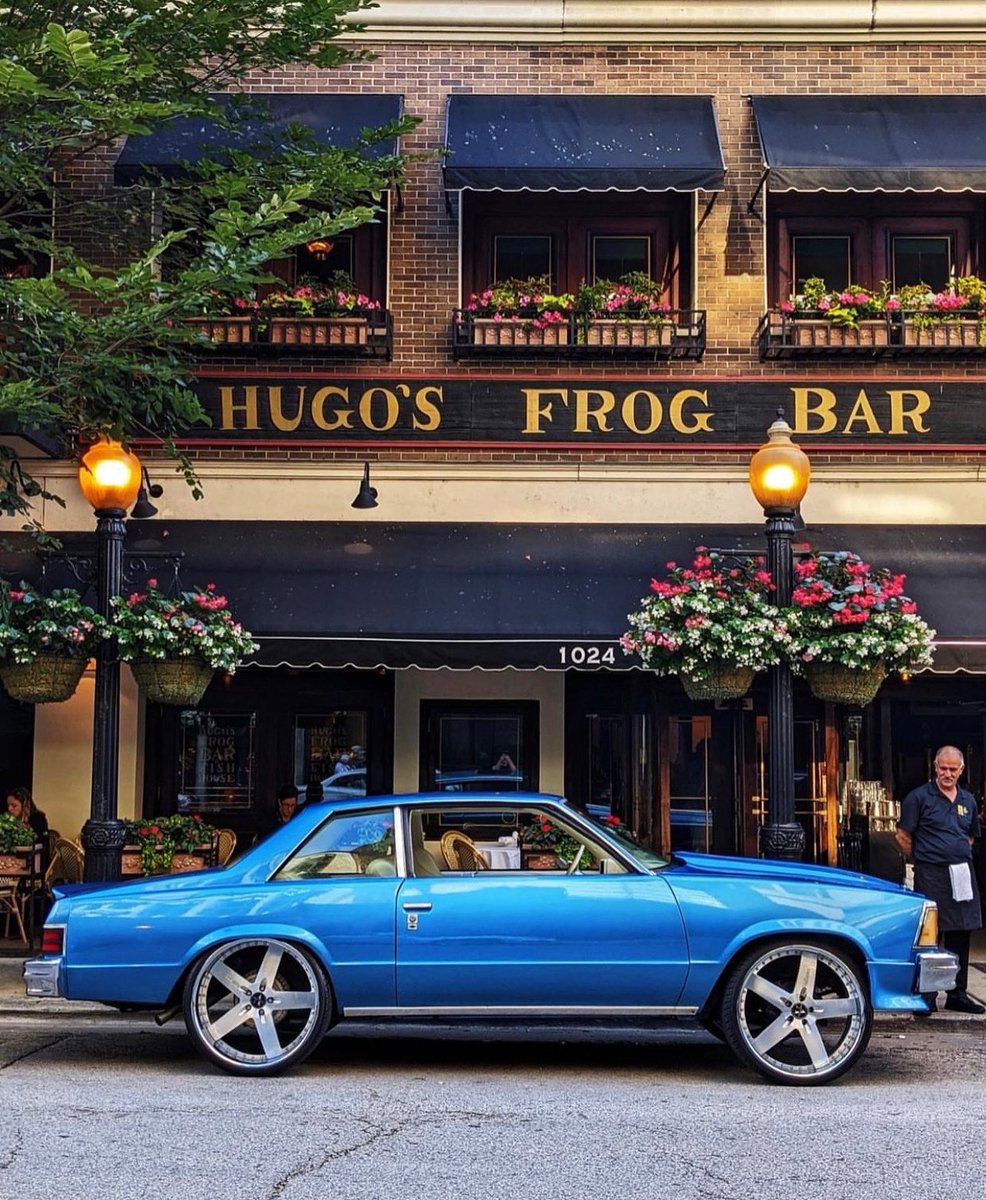 She’s a throwback 😍
{📸: @alwayshungrychi }