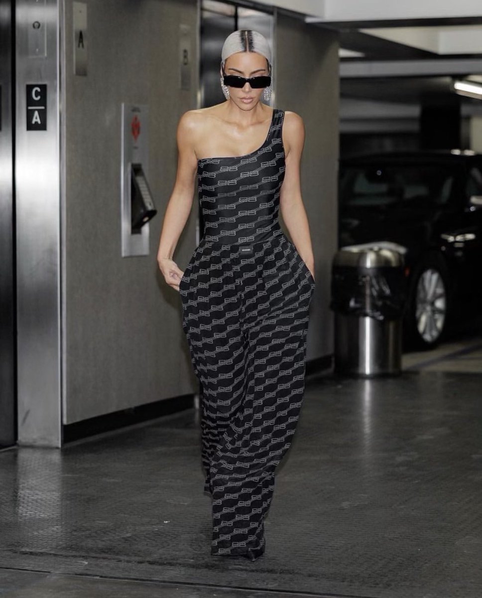 KimKardashian's tweet photo. https://t.co/Yh3NvVWZP7