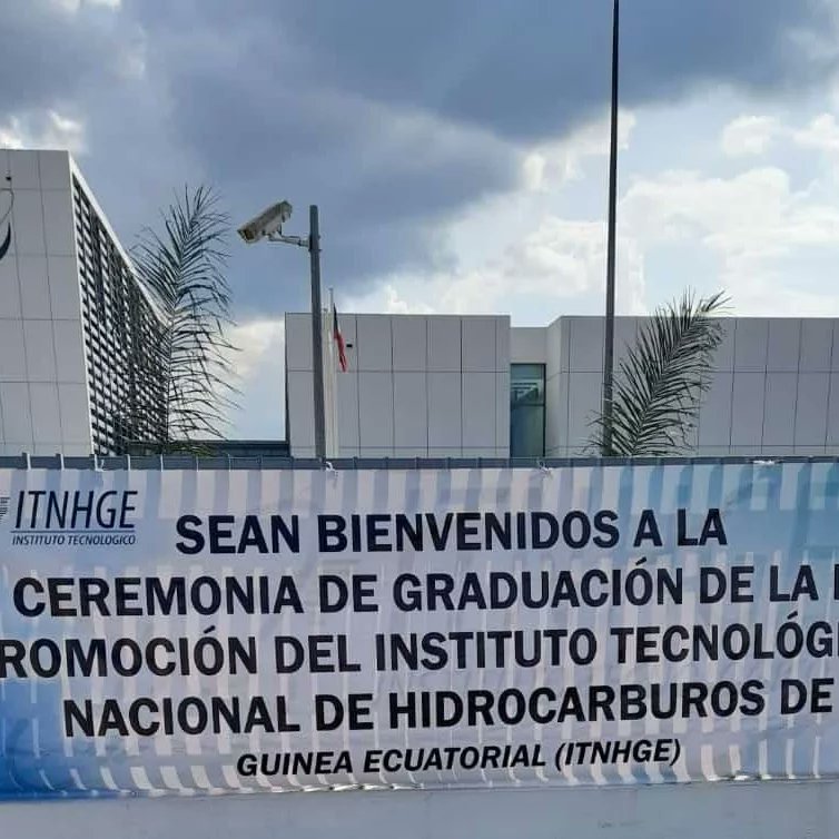 ITNHGEgabinete1's tweet photo. 31 de Agosto promete éxitos en el Instituto Tecnológico Nacional de Hidrocarburos de Guinea Ecuatorial (ITNHGE) https://t.co/38LW0lUlJ8