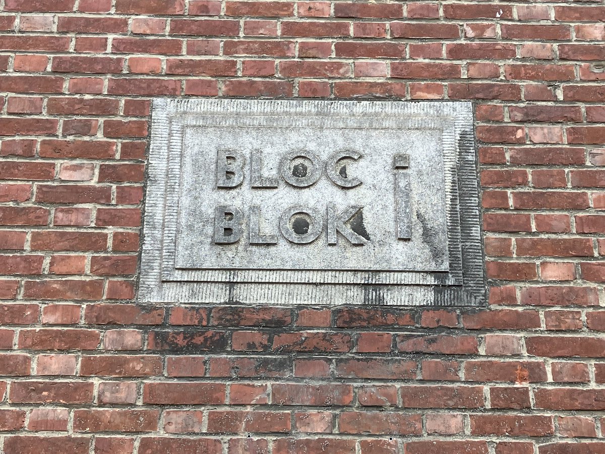 type_press's tweet photo. Typography in Brussels #typography #brussels #typewalk https://t.co/eFFT8QQrSh