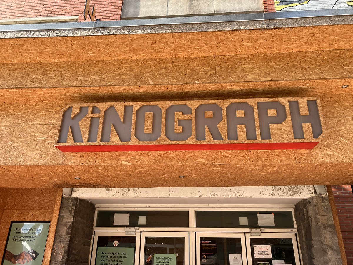 type_press's tweet photo. Typography in Brussels #typography #brussels #typewalk https://t.co/eFFT8QQrSh