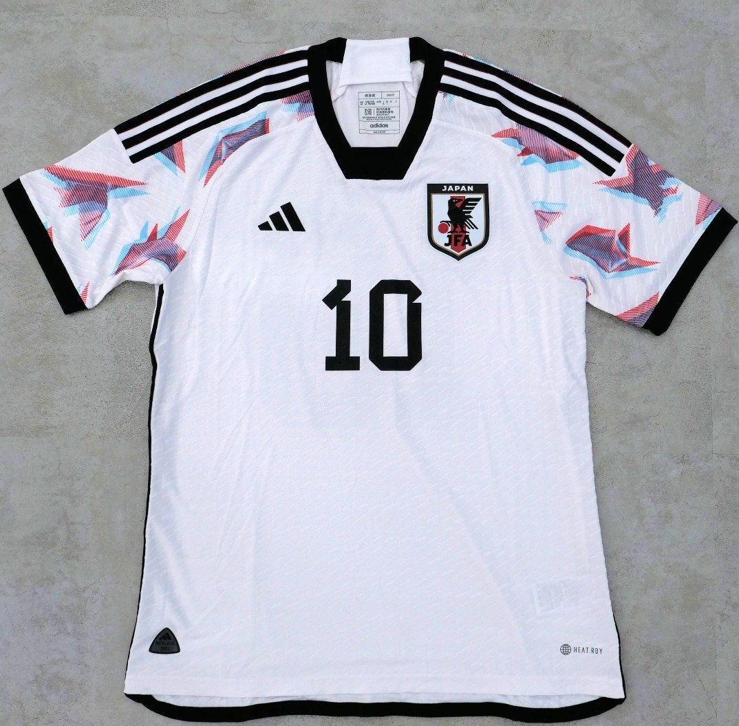 Les maillots du Japon pour la CDM sont disponibles en pré-commande dès maintenant ! 🇯🇵

Les quantités sont très limitées ! ⏰

Les commandes en MP 📨