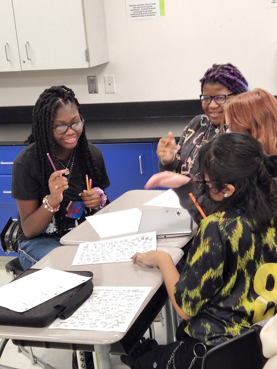 PaisleyIBMath's tweet photo. "Constructing viable arguments and critiquing the reasoning of others."

#IB #EveryDayEveryWay https://t.co/hsSbOnMjMl