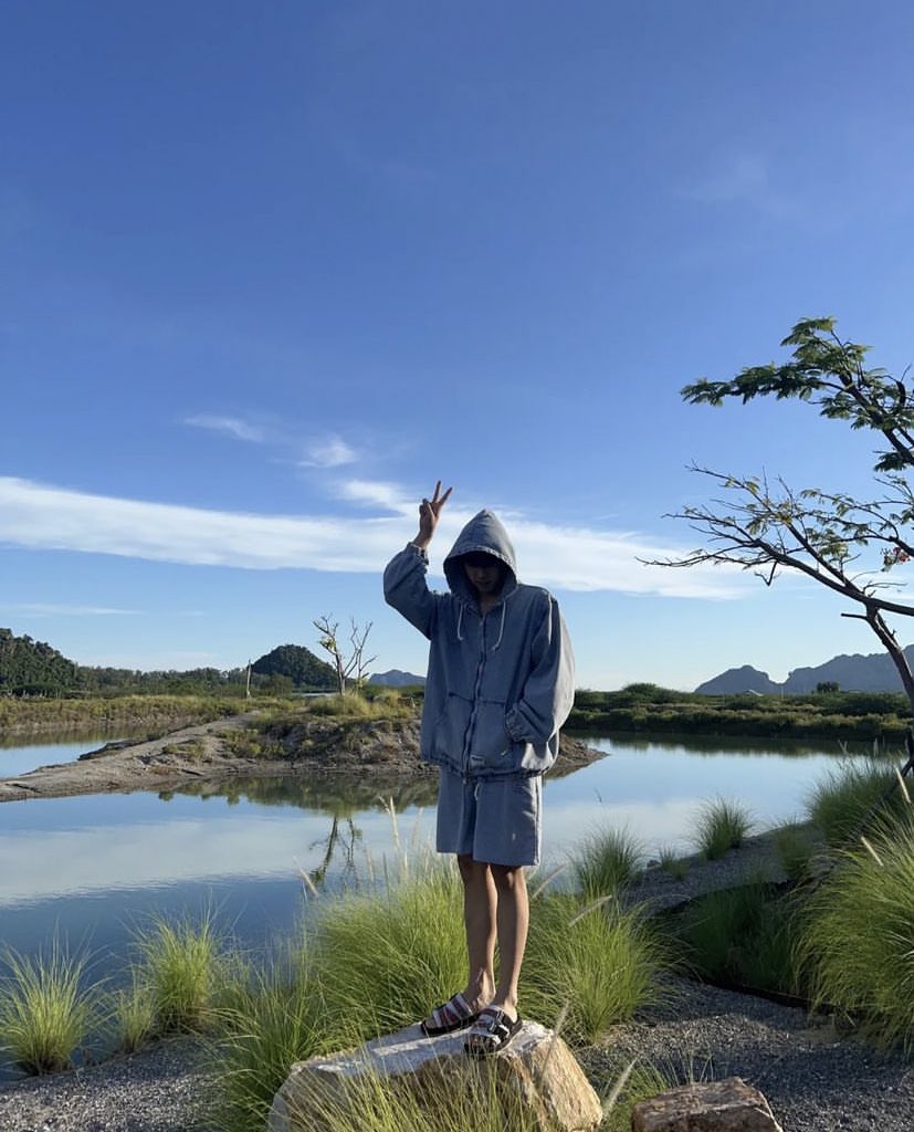 ag_intherain's tweet image. รอบนี้น้องไปด้วยแน้วㅠㅡㅠ เห็นแค่รูปก็รู้เลยว่าที่ไหน ฮื่ออน่ารักๆๆๆ ฉองนิ้วท่าสูตร 

#savesaisawat #saveG