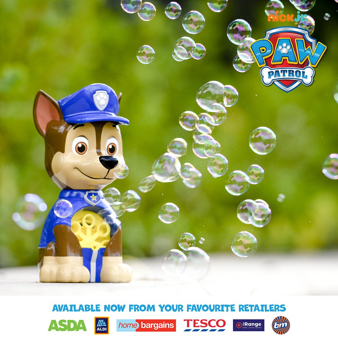 nickjruk's tweet photo. For hours of fun and hundreds of bubbles! ⚪️ The #PAWPatrol bubble machine is available to buy now from all your favourite retailers 🐶🛍 https://t.co/GOqxHXADXT