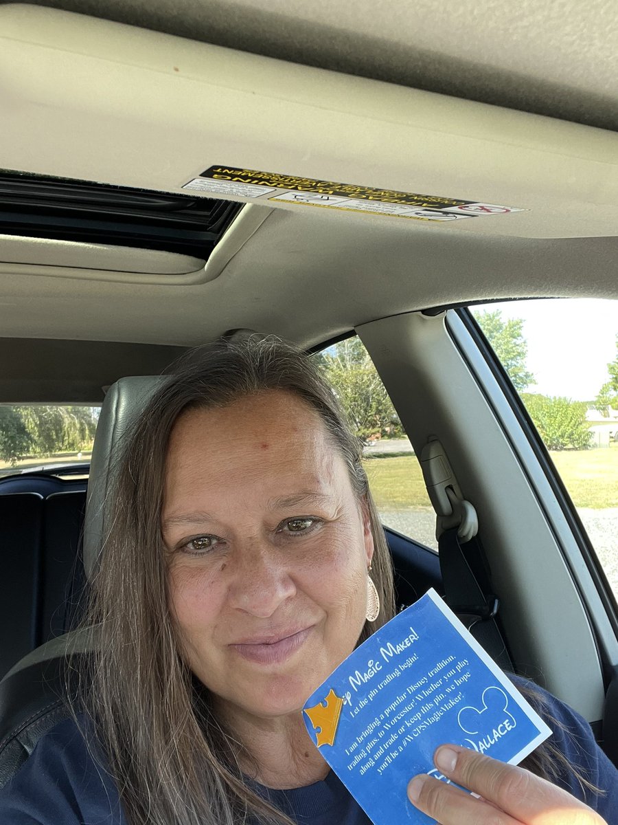 italianaaimee22's tweet photo. Happiest schools on earth! County kickoff! #WCPSMagicMaker @Aewallace8 year 10 in wonderful worcester💙 https://t.co/vsSM2gPcCP