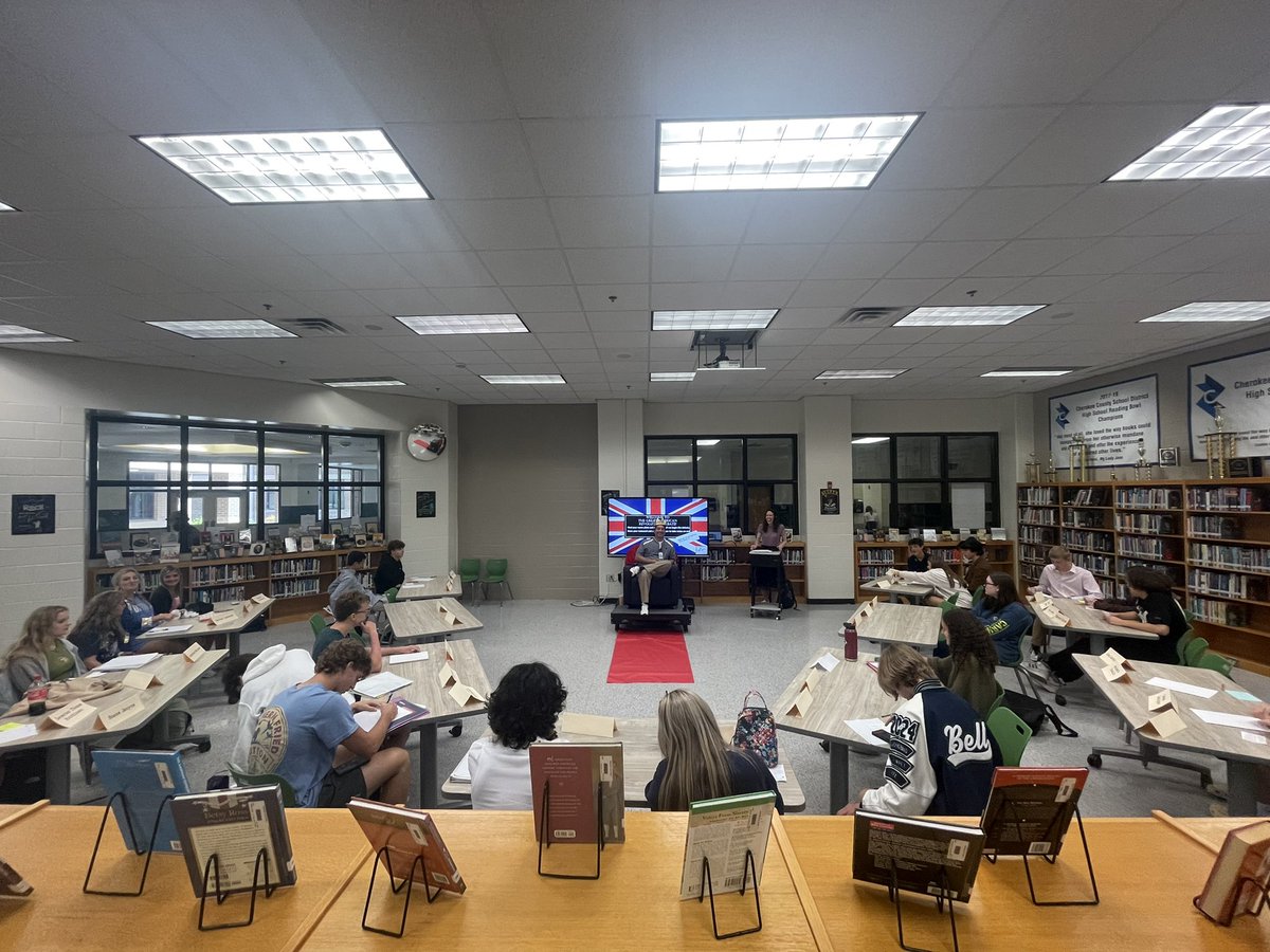King George III (a.k.a. <a href="/Prin_Santoro/">Mike Santoro</a>) moderated a great debate today in <a href="/ms_greencvhs/">Morgan (Green) Hudson</a>’s classes focusing on whether the colonists should separate from England, and I think it’s safe to say he enjoyed it!