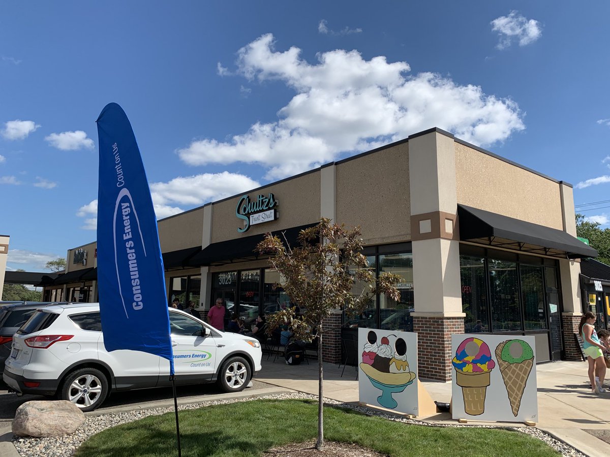 Thanks for your patience as we clean up and restore power from the latest storm. Come see us until 5 for a cool treat, a free ice cream cone at Schultz Treat Street in Oakwood Plaza, Kzoo ⁦<a href="/ConsumersEnergy/">Consumers Energy</a>⁩