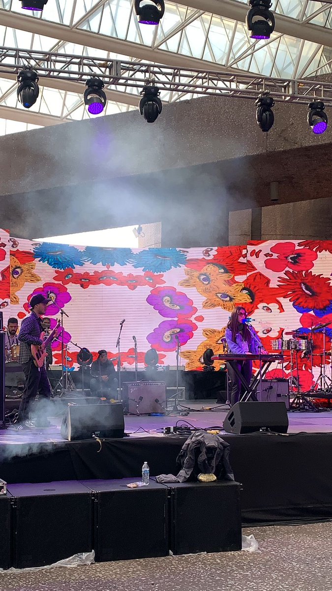 fabiolasinger's tweet photo. Ya probando en @AuditorioMx para @Convencionbmb https://t.co/pYc3fYzaLY