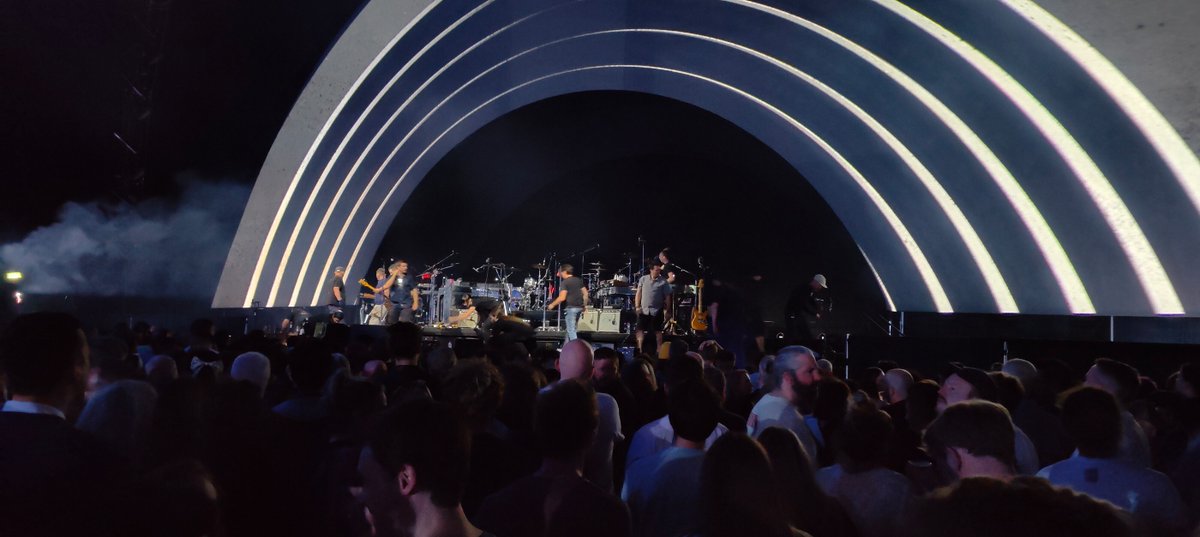 The calm before the storm #arcadefire