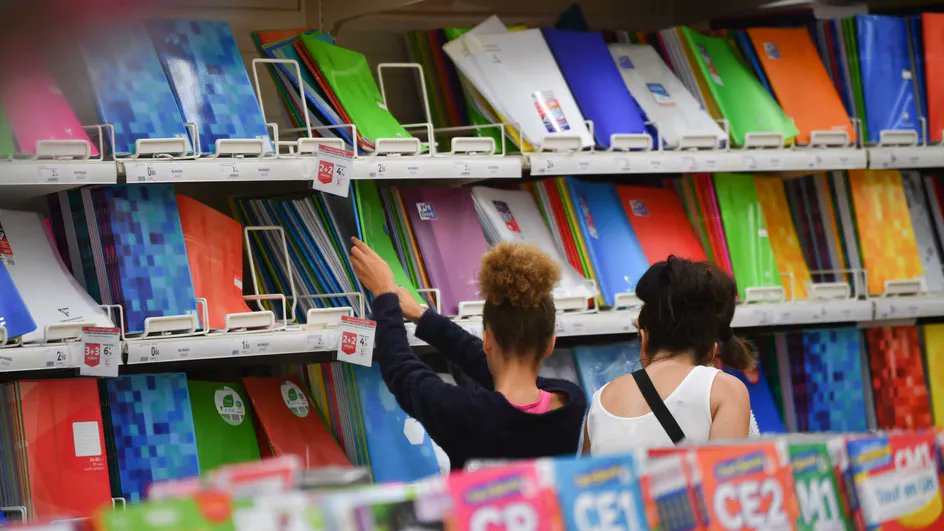 franceinfo's tweet photo. Education : la Nupes propose la gratuité des fournitures, cantines et sorties scolaires

https://t.co/hdRa2oAx5z https://t.co/3EhIslixoI